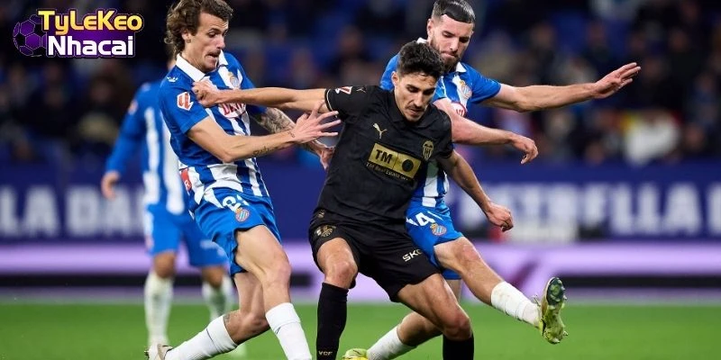 Espanyol vs Levante đều muốn có 3 điểm đầu tay